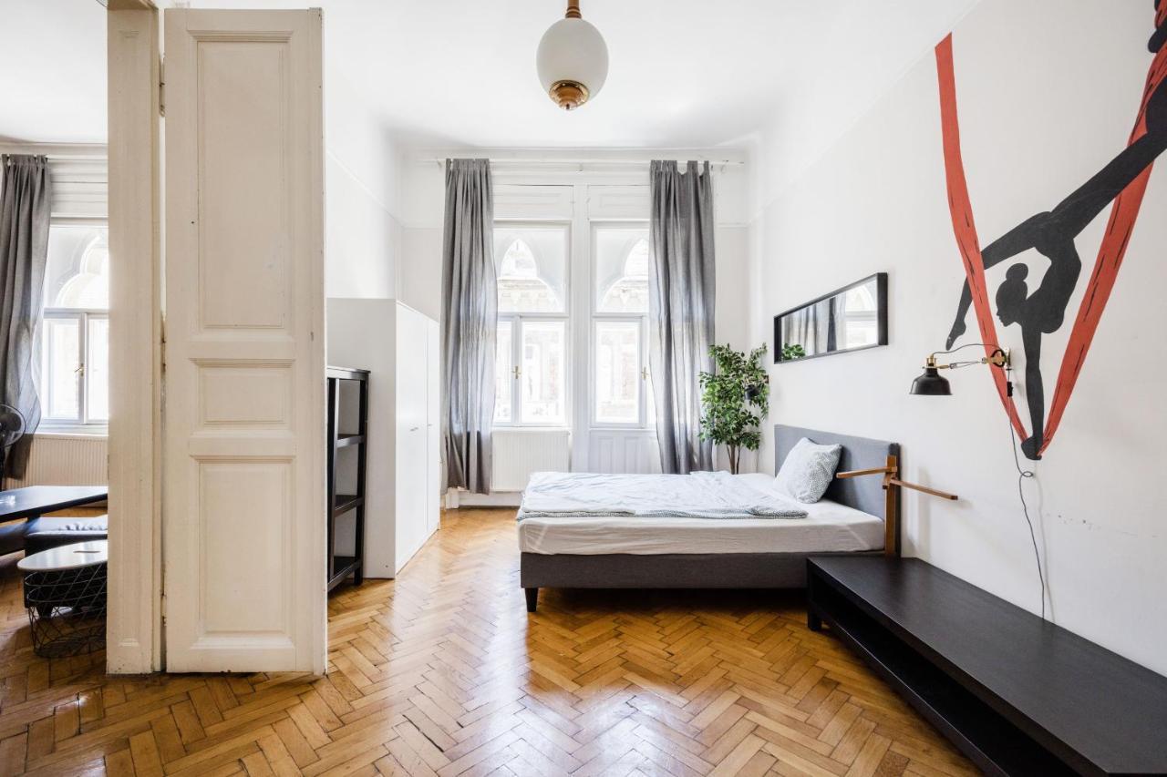 Downtown Circus Apartment Budapest Esterno foto